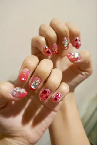 ネイル revia所属・ERI Nailistのネイルデザイン