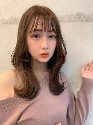 ミディアム カラー 透明感/オリーブ/ グレージュ/YUKAのヘアスタイル