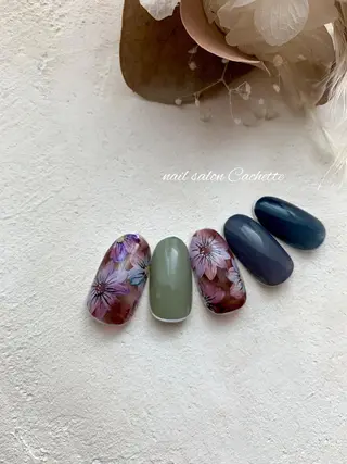 ネイル ✧Cachette✧ YUKARIのネイルデザイン