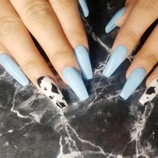 セミロング ネイル クロキ 。のネイルデザイン