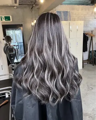 ロング カラー ROBIN所属・指名数No.1 /NAOYAのヘアスタイル