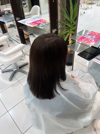 ミディアム 石渡 瑠菜のヘアスタイル