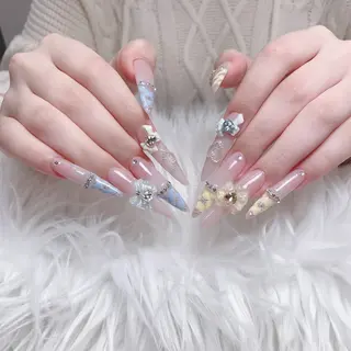 ネイル ENsalon Takareiのネイルデザイン