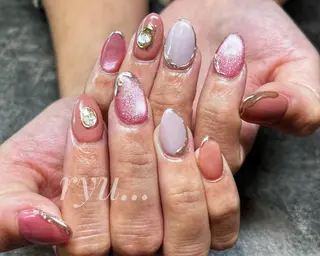 ネイル 筒井 美穂のネイルデザイン