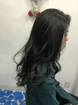 ロング カラー CoCooN Hiromiのヘアスタイル