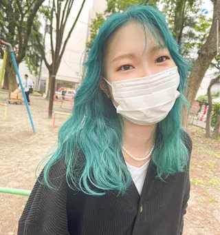 セミロング LAME所属・RU NAのヘアスタイル