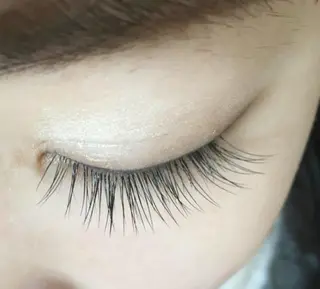 マツエク・マツパ eam（イーム）所属・katano harunaのマツエク・マツパデザイン