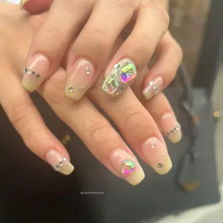 ネイル VECHIC所属・abe nanakoのネイルデザイン