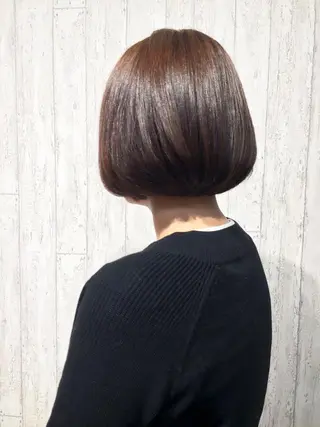 ショート カラー Unique ユニークのヘアスタイル