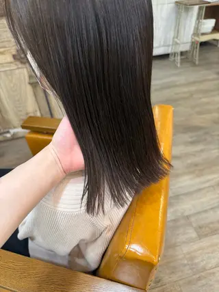 ミディアム Rinka/レイヤー /透明感カラーのヘアスタイル