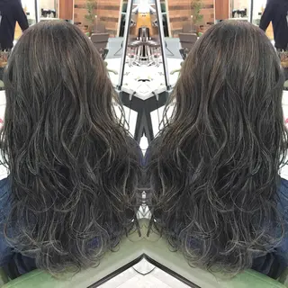 ロング カラー 青木 茂樹⭐️ 透明感カラーのヘアスタイル