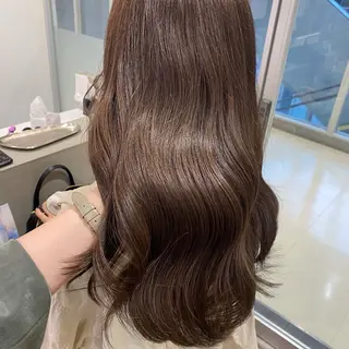 ロング カラー 透明感イルミナカラー ／寒色/MOMOKAのヘアスタイル
