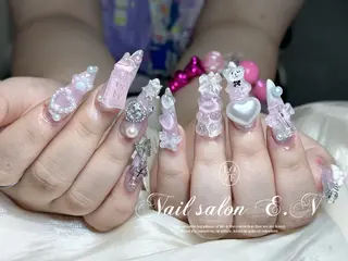 ネイル E.N🦋 長さ出し/持ち込みのネイルデザイン