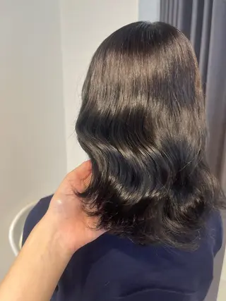 カラー annuy aoiのヘアスタイル