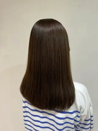 カラー 小見山 琴衣のヘアスタイル