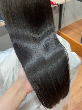 ロング カラー 筒井 璃音のヘアスタイル