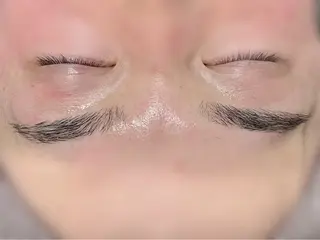 メンズ アイブロウ 羽生 杏菜のエステ・リラクイメージ