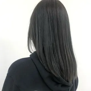 セミロング カラー 堀越 エリのヘアスタイル