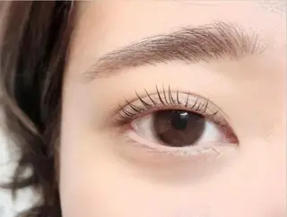 マツエク・マツパ Fiara 京都七条高倉店所属・Flara 京都七条高倉店のマツエク・マツパデザイン