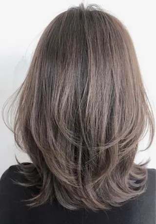 ミディアム hair do AVEDA 船橋所属・羽生 ひかりのヘアスタイル