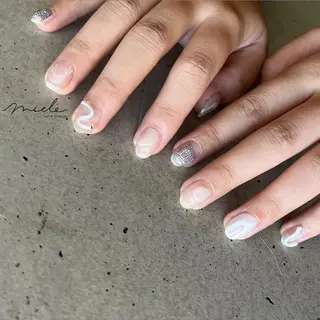 ネイル miele【ミエレ】 シンプル一癖のネイルデザイン