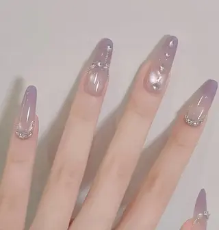 ネイル 高木 維麗絲のネイルデザイン