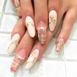 ネイル ESPERANZA NAIL所属・SASAKI NOZOMIのネイルデザイン