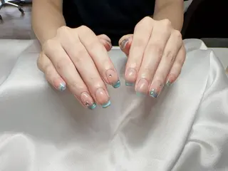 Ui_Amor (パラジェル)のネイルデザイン