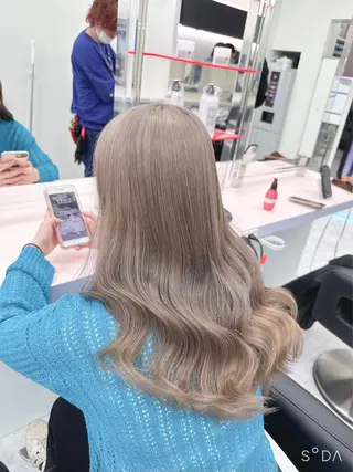 セミロング カラー ヘアアレンジ 🫧渋谷🫧 DANCE🫧のヘアスタイル