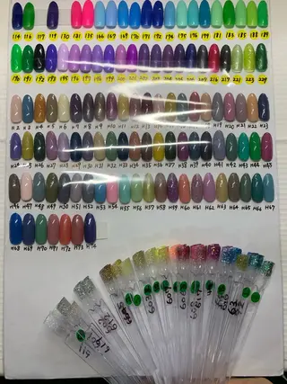 ネイル キャンアイドレッシー博多所属・en liのネイルデザイン