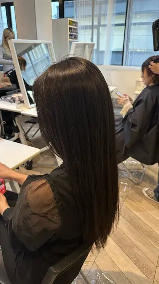ロング カラー 手嶋 理仁のヘアスタイル