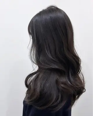 ロング カラー 椿森 美瑠紅の眉毛・アイブロウイメージ