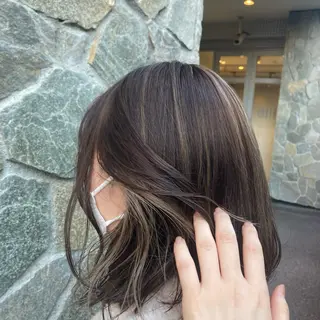 カラー 野村 ゆいのヘアスタイル