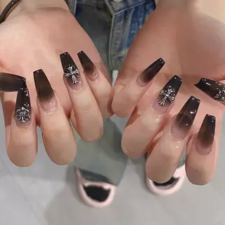 ネイル Dark honey スカルプ専門原宿店のネイルデザイン