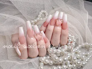 ネイル ✨Nailsalon Vi+✨のネイルデザイン