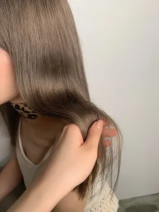 ロング カラー kana🍃newi 京橋/透明感カラーのヘアスタイル