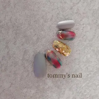 ネイル tommy's nail所属・福岡/若よもぎ蒸し 全身美容が叶うサロンのネイルデザイン