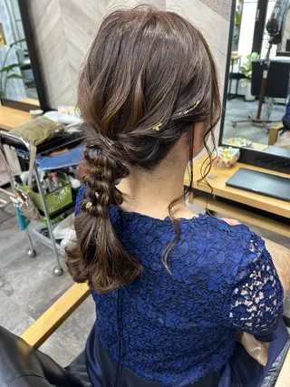 セミロング ヘアアレンジ SHANTi 飯塚 ヘアセット/髪質改善のヘアスタイル