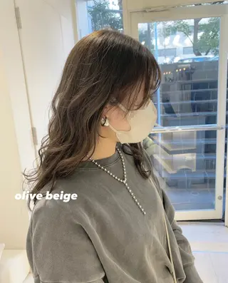 ミディアム カラー GOODDAY ヘアサロンのヘアスタイル