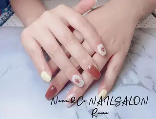 カラー ネイル C C🌼のネイルデザイン