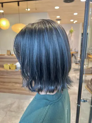 ショート カラー Oasisgarden所属・レイヤー/ブリーチ MOMOのヘアスタイル