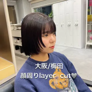ミディアム カラー yui/ layer cutのヘアスタイル