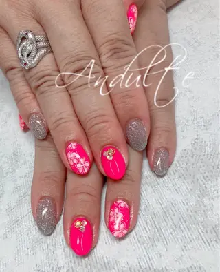 ネイル andulte MAIのネイルデザイン