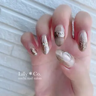 ネイル Lilly Co.のネイルデザイン