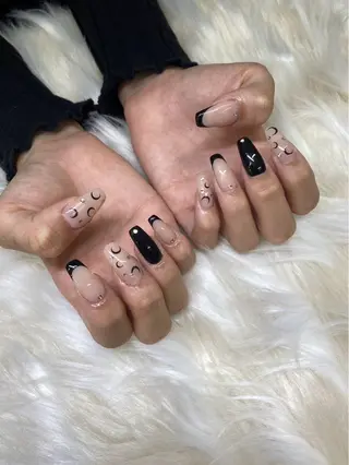 ネイル PEEKABOO京橋 EYE&NAILのマツエク・マツパデザイン