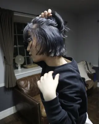 ショート カラー 来美 / クルミのヘアスタイル