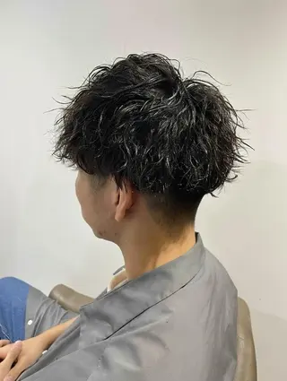 ショート パーマ メンズ ツイストスパイラル パーマ🟡KYOUのヘアスタイル