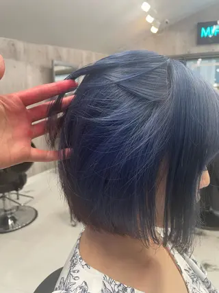 ショート カラー レイヤーの魔術師 𓍼takumi𓍼のヘアスタイル