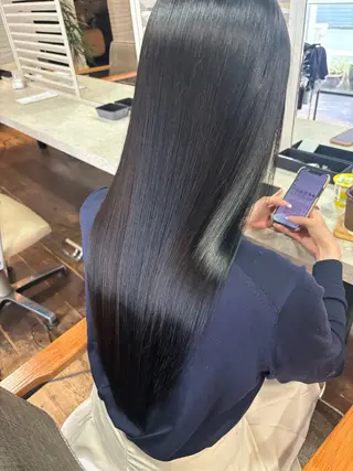 ロング カラー 髪質改善 jewelboxのヘアスタイル