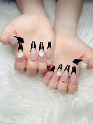 ネイル W&nail  slon所属・W·mai nail 関内のネイルデザイン